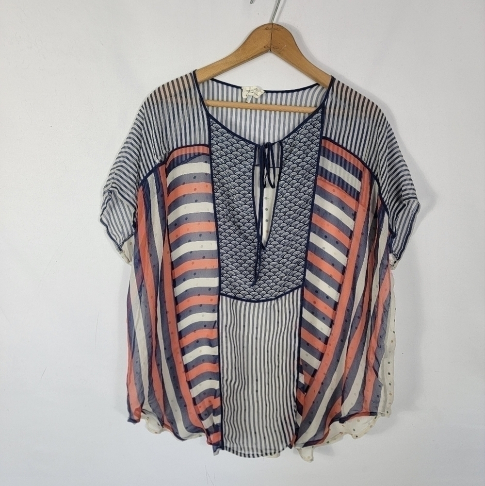 Women's XS Dream Daily sheer blouse